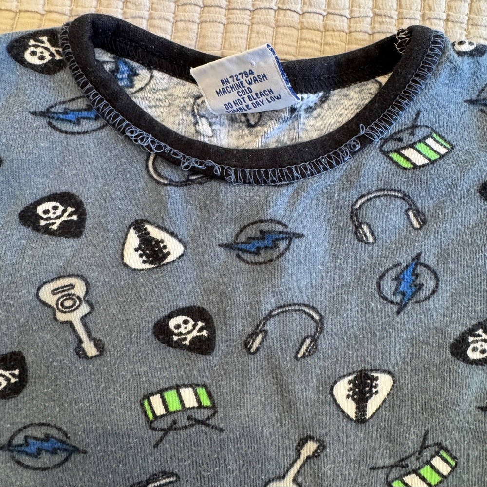 Baby Steps Rocker Pajama Set - 12 Months - Picture 4 of 5